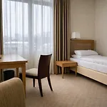 Schloss Und Gut 4*