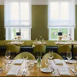 Schloss Und Gut 4* Liebenberg