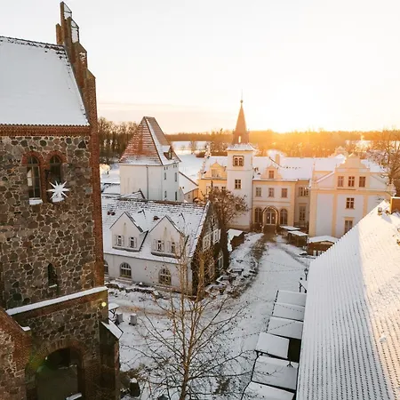 Schloss Und Gut Szálloda 4*