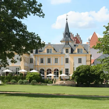 Hotel Schloss Und Gut 4*