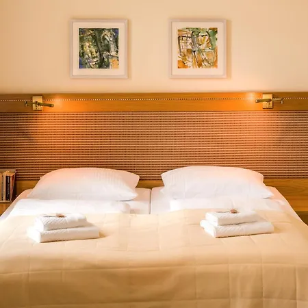 Schloss Und Gut Hotell