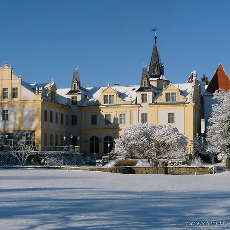 Schloss Und Gut 4*