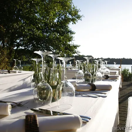 Schloss Und Gut Hotell