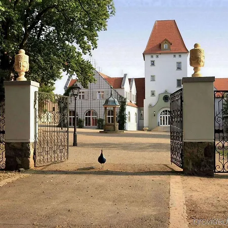 Schloss Und Gut Szálloda Liebenberg