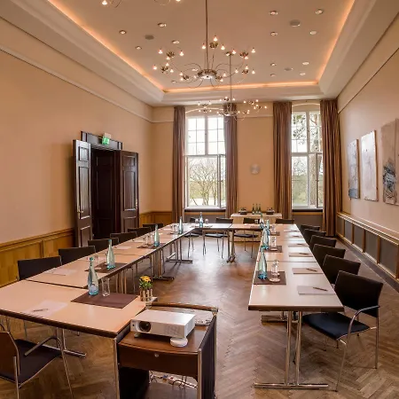 Schloss Und Gut Hotell