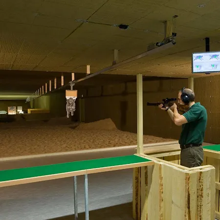 Schloss Und Gut Liebenberg