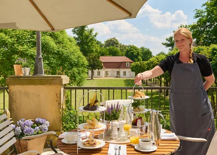 Schloss Und Gut Szálloda