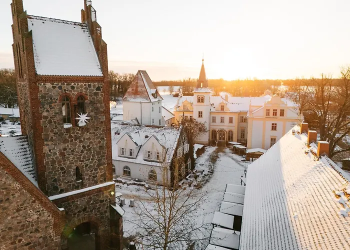 Schloss Und Gut Szálloda 4*