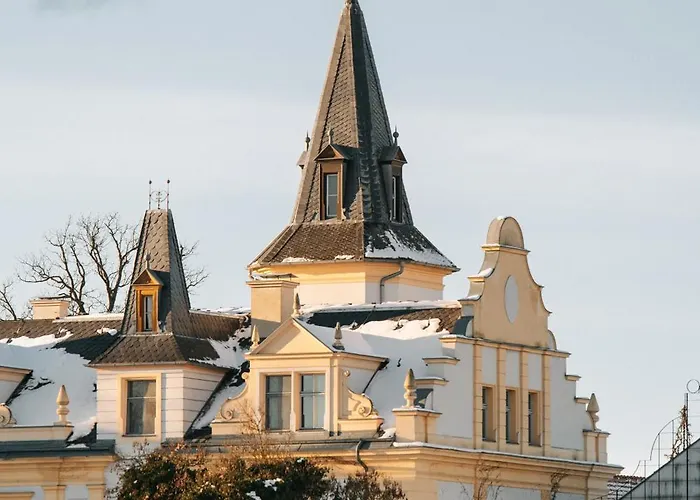 Schloss Und Gut Szálloda