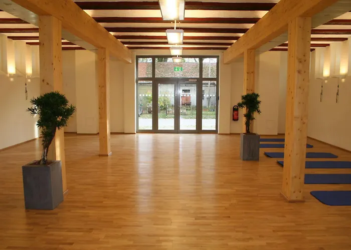 Schloss Und Gut Szálloda Liebenberg